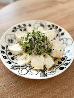 白ワインに合うネギしらすモッツァレラ-レシピのメイン写真