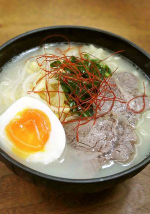 カムジャ麺で韓国風ラーメン-レシピのメイン写真