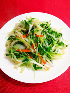 豆苗と色々野菜のナンプラー炒め-レシピのメイン写真