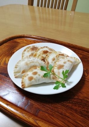 餃子の皮でカルツォーネ風☆発酵食品は最高-レシピのメイン写真