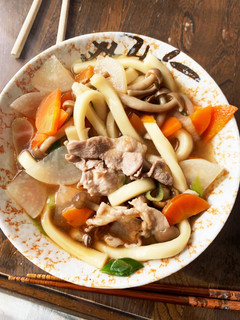 お一人様!煮込うどんにほんのり洋風隠し味-レシピのメイン写真