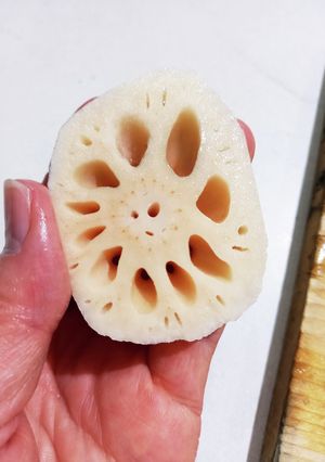 蓮根の内側の汚れの取り方-レシピのメイン写真