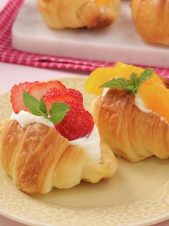 クロワッサンフルーツサンド-レシピのメイン写真