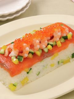 スモークサーモンの洋風押し寿司-レシピのメイン写真