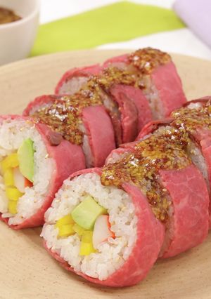 ローストビーフと彩り野菜のロール寿司-レシピのメイン写真