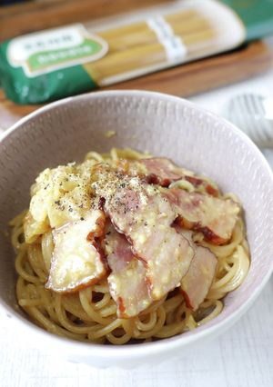 燻製ベーコンのぺぺたま-レシピのメイン写真