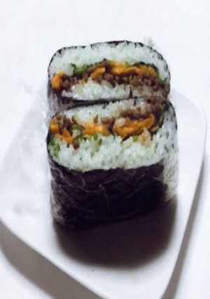 ビビンバおにぎり-レシピのメイン写真