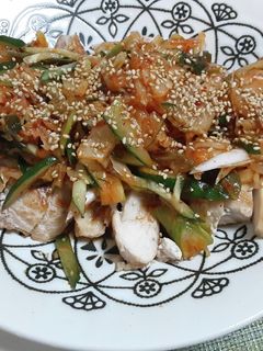 鶏ムネとキムチでご飯が進むやつ!-レシピのメイン写真