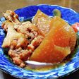 鶏手羽元と大根の煮物