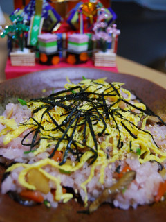 いちごで作る、ひな祭のちらし寿司-レシピのメイン写真