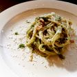 クレソンソースとナッツのパスタ