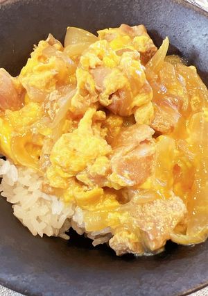 素材とだしの味が優しい！鶏肉と卵の親子丼-レシピのメイン写真
