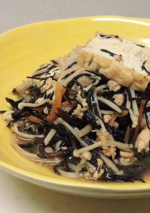美味♪ひじきエノキ茸鶏ミンチ厚揚げの煮物-レシピのメイン写真