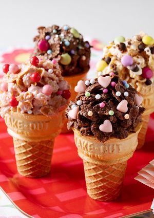 ザクザク♪アイスカップデコチョコ-レシピのメイン写真