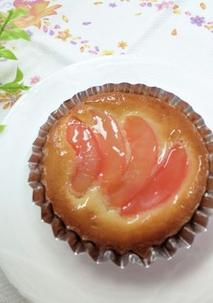 ピンクの⋯桃のアーモンドケーキ☆-レシピのメイン写真