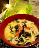 5分！わかめとカニカマの卵とじうどん