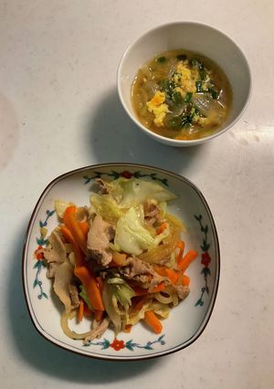 豚肉と野菜の中華炒め、卵の澄まし汁-レシピのメイン写真