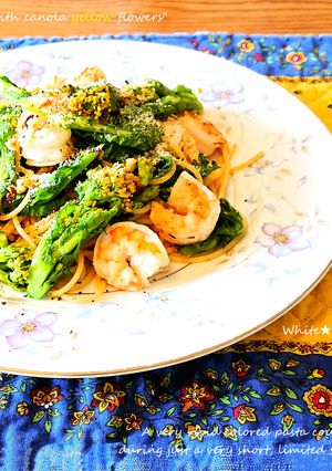 黄色い花咲く菜の花と海老で✨和風春パスタ-レシピのメイン写真