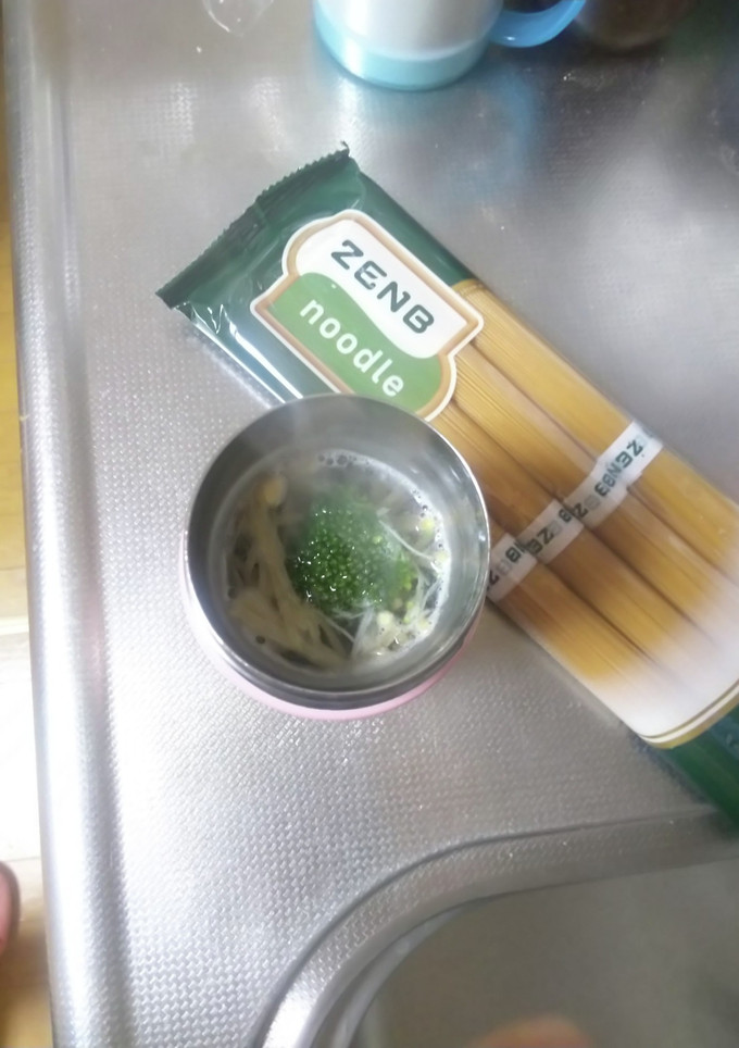 好みの顆粒スープとZENBの麺で簡単。-レシピのメイン写真