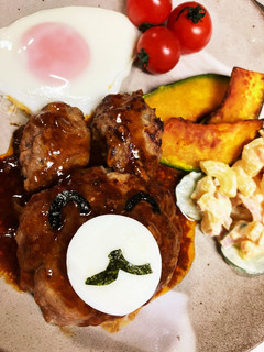 うさぎさんのハンバーグ-レシピのメイン写真