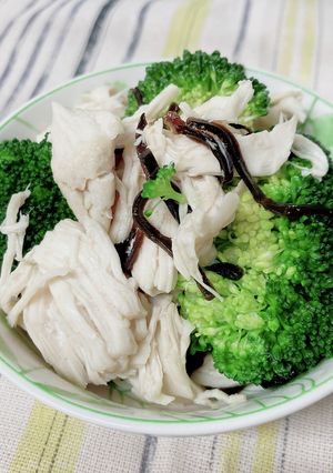 ブロッコリーとささみの塩昆布和え-レシピのメイン写真