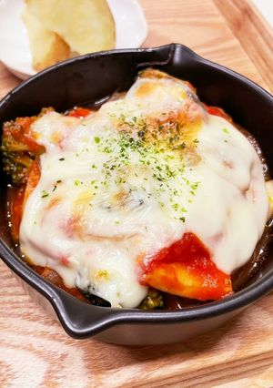 取り分け・幼児食｜豚肉のトマトチーズ焼-レシピのメイン写真