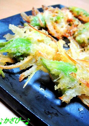 ほろ苦♪ふきのとうと玉ねぎのかき揚げ-レシピのメイン写真