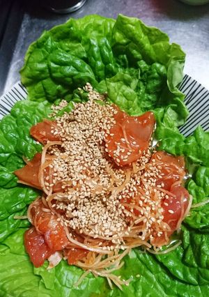 特売の刺身でポキ丼風〜タレ我流です-レシピのメイン写真