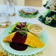 挽肉とポテトとチーズのオムレツ