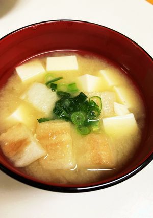 味噌汁①お麩と豆腐-レシピのメイン写真