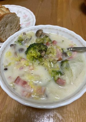 ブロッコリーと白菜のとろとろシチュー-レシピのメイン写真