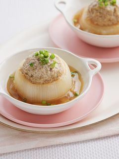 まるごと新玉ねぎの肉詰め-レシピのメイン写真