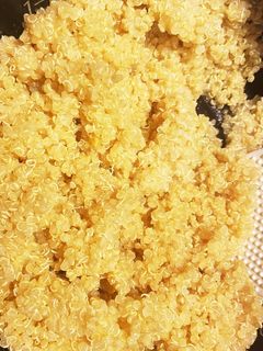 キヌアの炊き方(炊飯器)コンソメ味-レシピのメイン写真