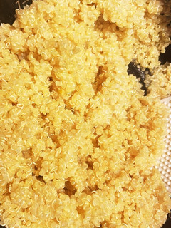キヌアの炊き方(炊飯器)コンソメ味-レシピのメイン写真