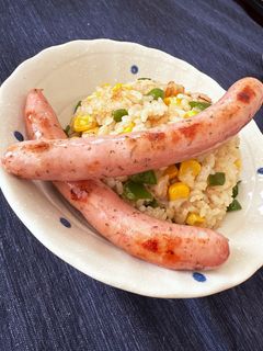 おひとりランチに。フライパンピラフ-レシピのメイン写真