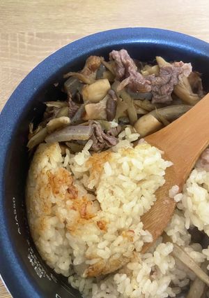 【大絶賛】頑張る日の旨味増牛炊き込みご飯-レシピのメイン写真