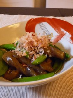 スナップエンドウとこんにゃくのピリ辛炒め-レシピのメイン写真