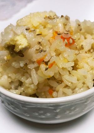 人参丸ごと炊くだけ♡人参ご飯-レシピのメイン写真
