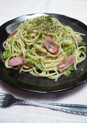 簡単♬ブロッコリーとソーセージのパスタ-レシピのメイン写真
