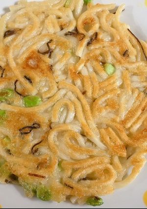 枝豆と塩昆布のカリッモチ！うどんチヂミ-レシピのメイン写真