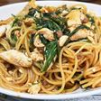麻婆豆腐の残りとささみと水菜のパスタ