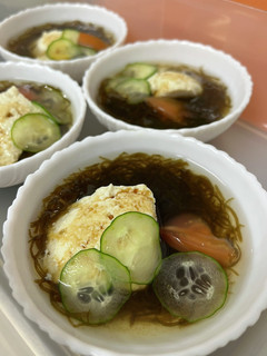 副菜に!ちょっと豪華なもずく酢-レシピのメイン写真