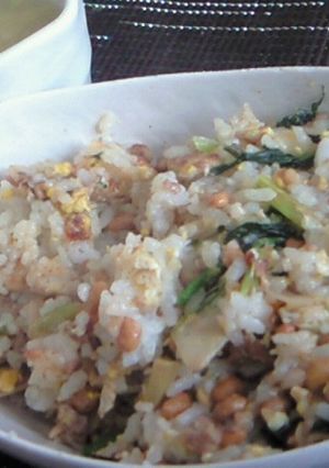 なんでも入れちゃおう！納豆チャーハン-レシピのメイン写真