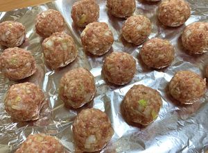 鍋や汁物に♪ 肉団子（豚挽肉の肉団子）-レシピのメイン写真