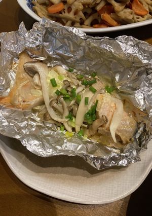 鮭のホイル焼き☆玉ねぎマヨのっけ-レシピのメイン写真