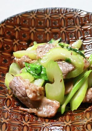 セロリと牛肉のクミン塩炒め-レシピのメイン写真