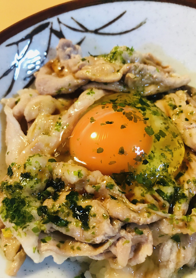 今治焼豚玉子飯のタレ活用●ゆで豚玉子丼-レシピのメイン写真