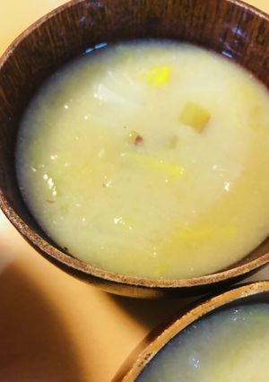白菜＆サツマイモ●白味噌のさつま汁-レシピのメイン写真
