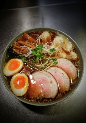 炙り叉焼の鶏ワンタン麺❨@≧↺≦@)❩ノ-レシピのメイン写真