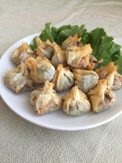 梅納豆のワンタン包み揚げ-レシピのメイン写真